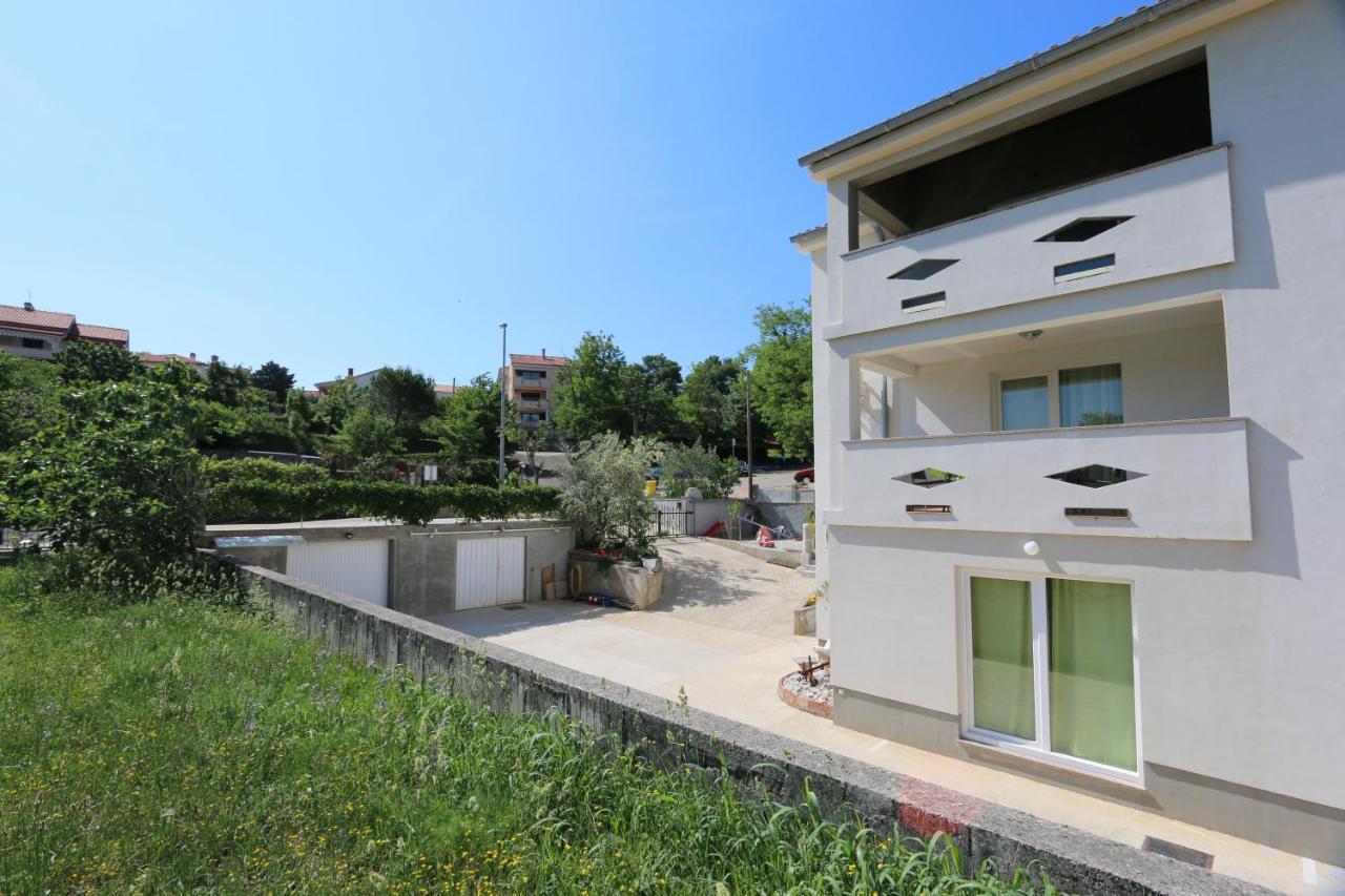 Apartments Mirjana Šilo Εξωτερικό φωτογραφία