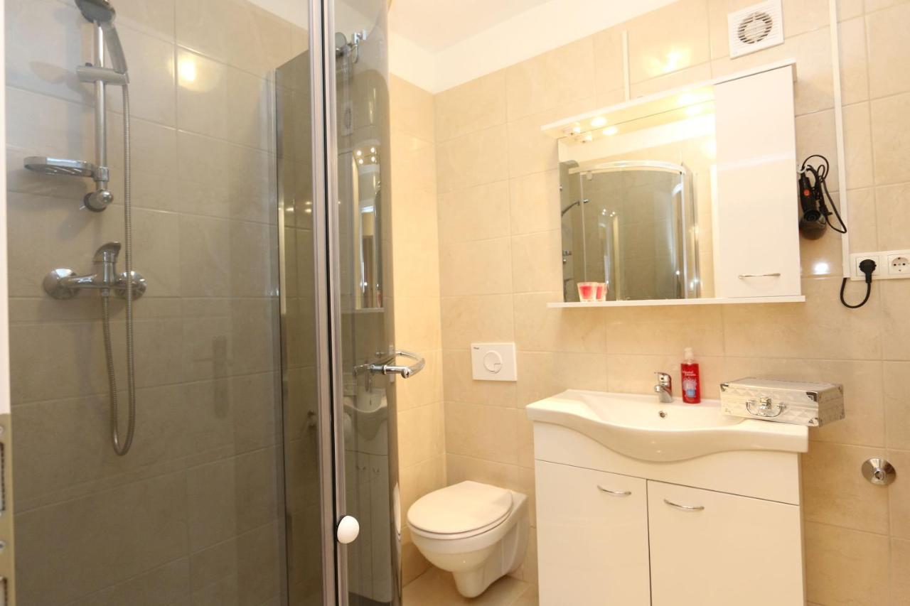 Apartments Mirjana Šilo Εξωτερικό φωτογραφία